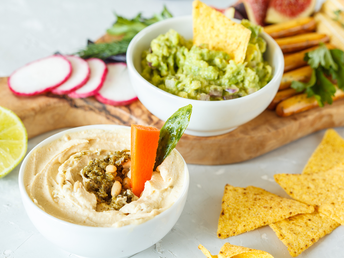 Hummus Vs Guacamole Which Is The Healthier Dip Falafelexpress 3841